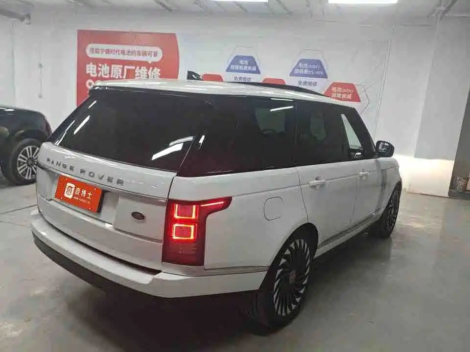 Land Rover Range Rover — миниатюра 2