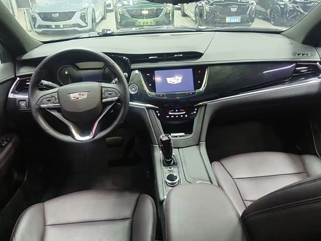Cadillac XT6 — миниатюра 10