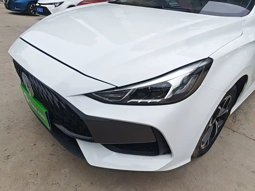 MG MG5 — миниатюра 24