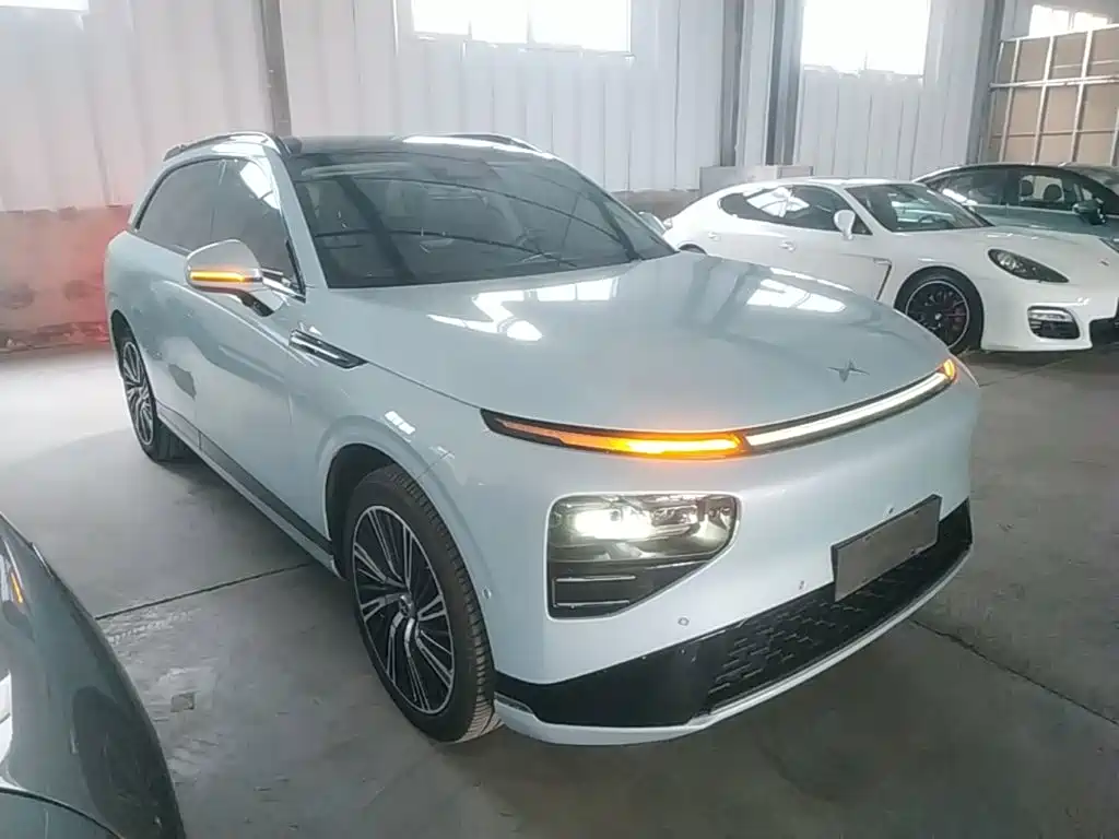 XPeng G9 — миниатюра 4