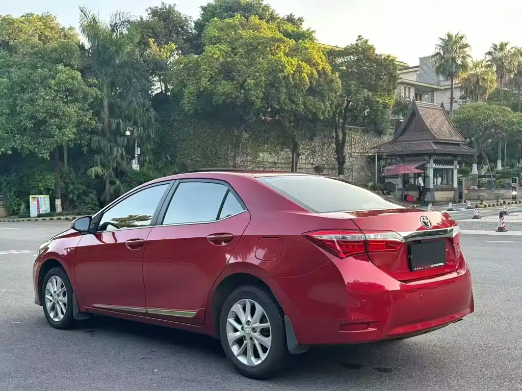 Toyota Corolla — миниатюра 5