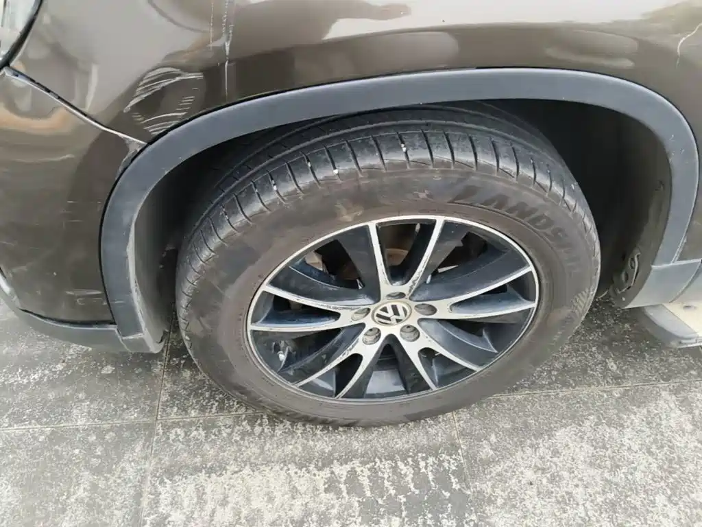 Volkswagen Tiguan — миниатюра 23