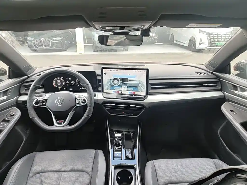 Volkswagen Lamando — миниатюра 10