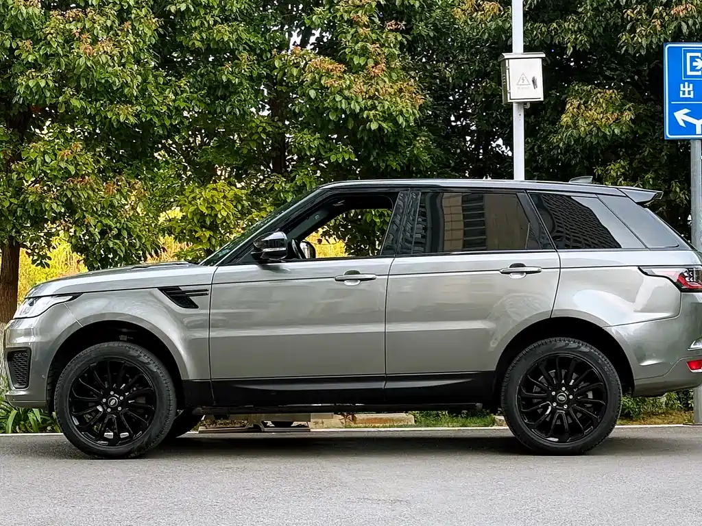 Land Rover Range Rover Sport 2017 3.0 SC V6 SE