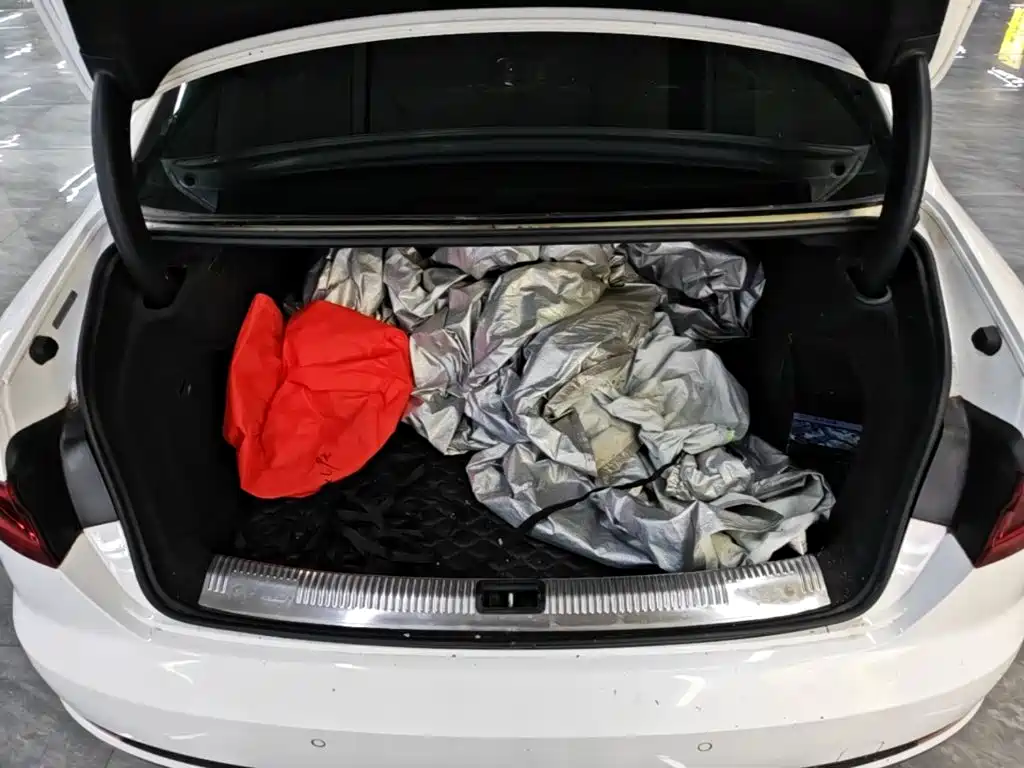 Audi A4L — миниатюра 19