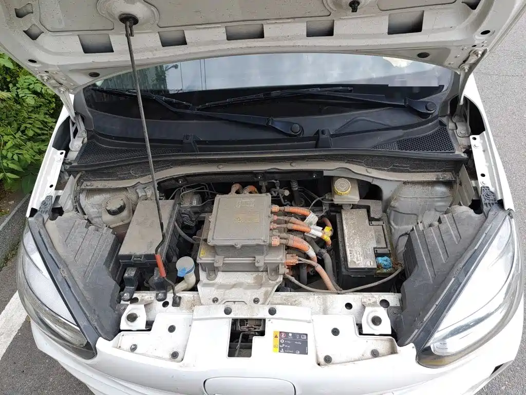 Roewe Clever — миниатюра 11