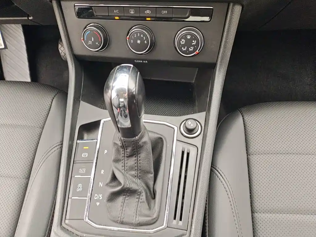 Volkswagen Lavida — миниатюра 14