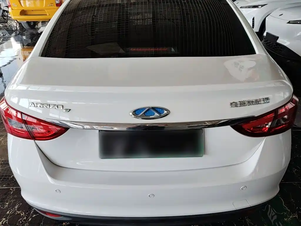 Chery New Energy Arrizo e — миниатюра 6