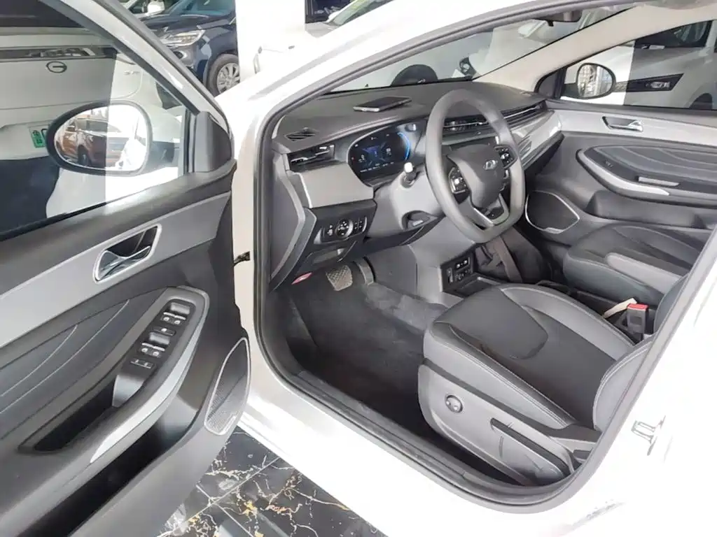 Chery New Energy Arrizo e — миниатюра 16