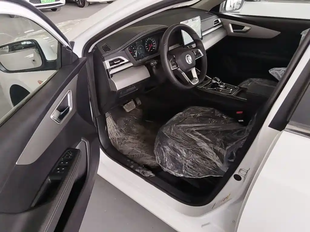 BYD Qin NEV — миниатюра 16