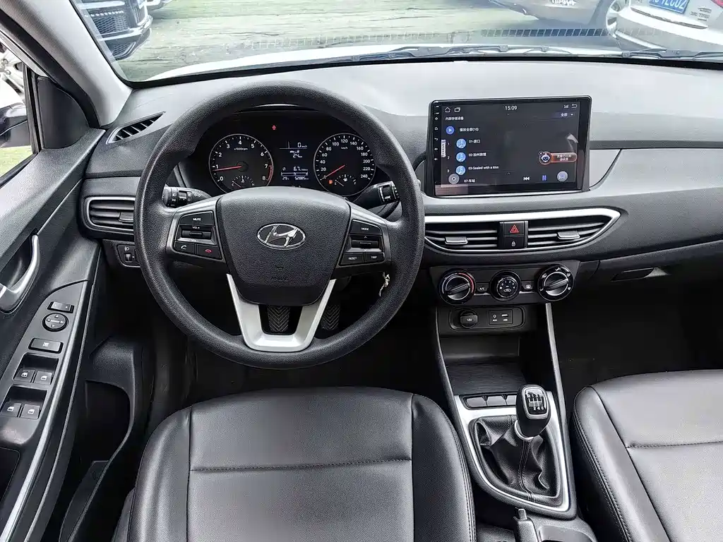 Hyundai Elantra 2017 1.6L MT GLS
