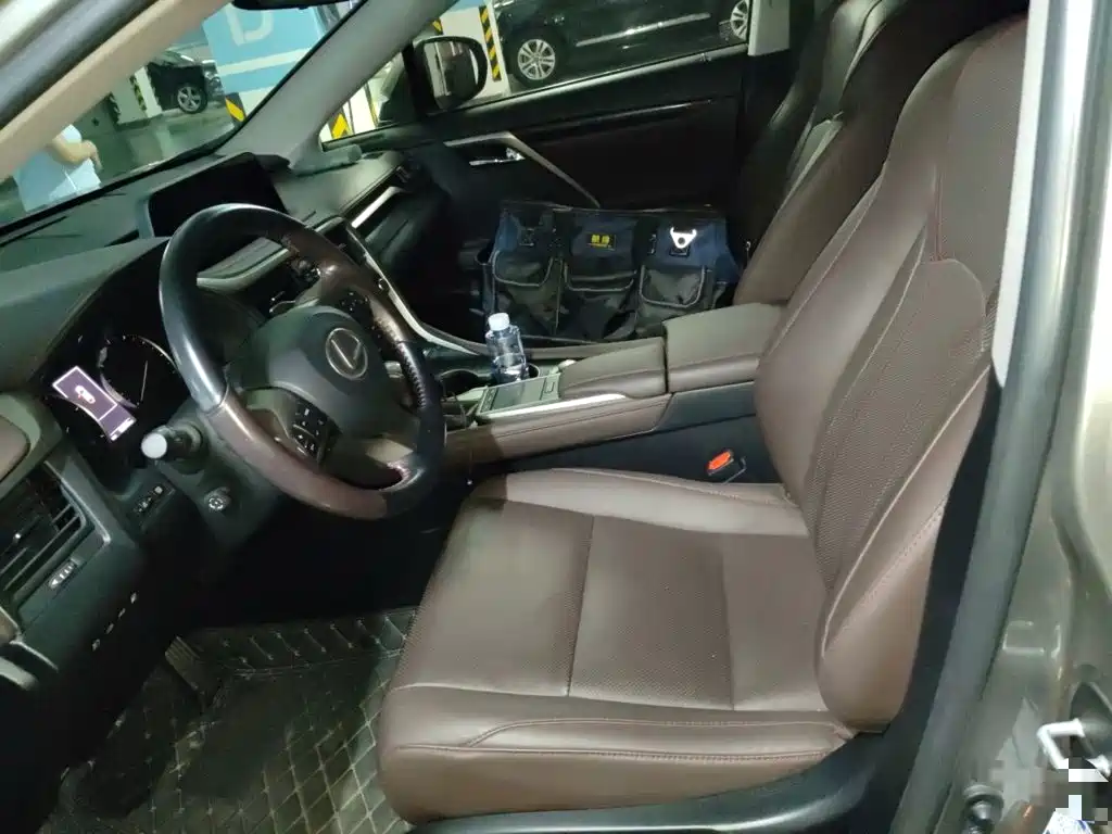 Lexus RX — миниатюра 16