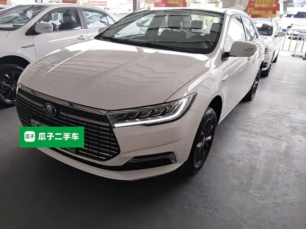 BYD Qin NEV