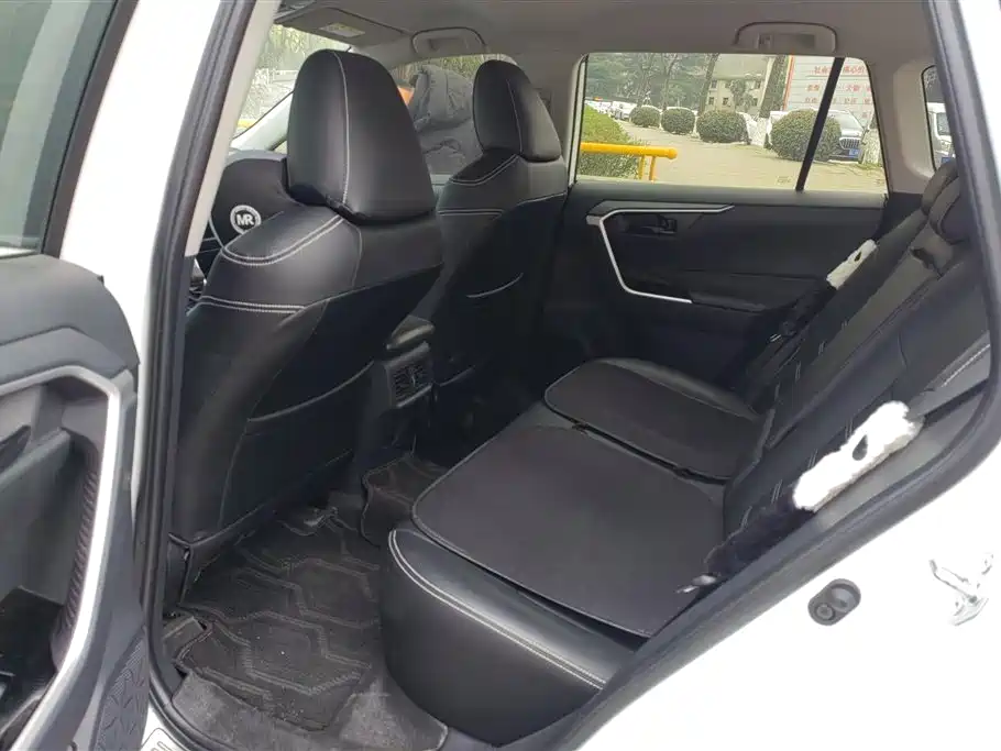 TOYOTA RAV4 RONGFANG