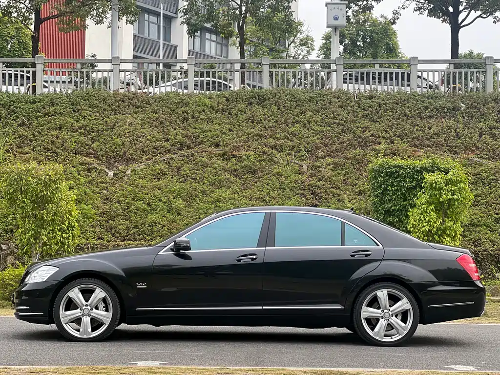 Mercedes-Benz S-Class S 2012 S 600 L Grand Edition designo