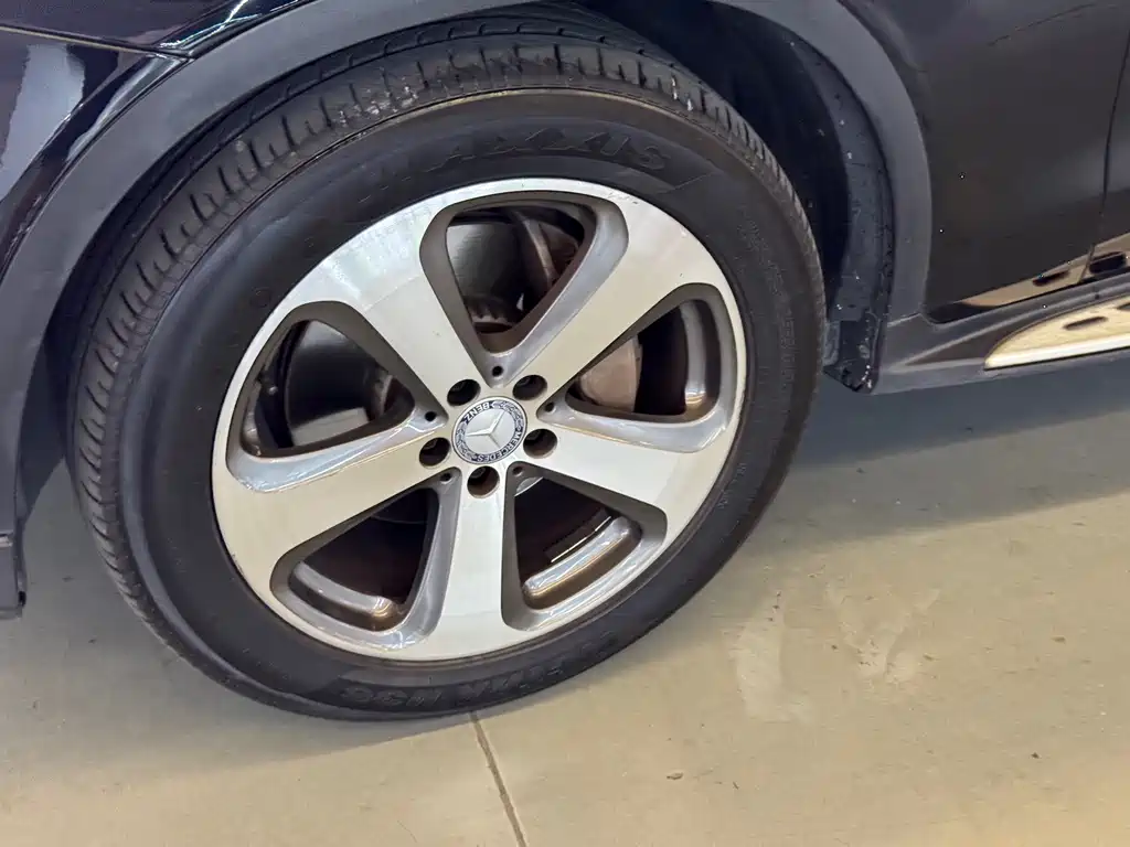 Mercedes-Benz GLC — миниатюра 10