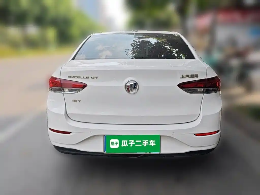 Buick Excelle — миниатюра 3