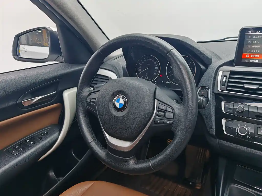 BMW 1 Series (Import) — миниатюра 16