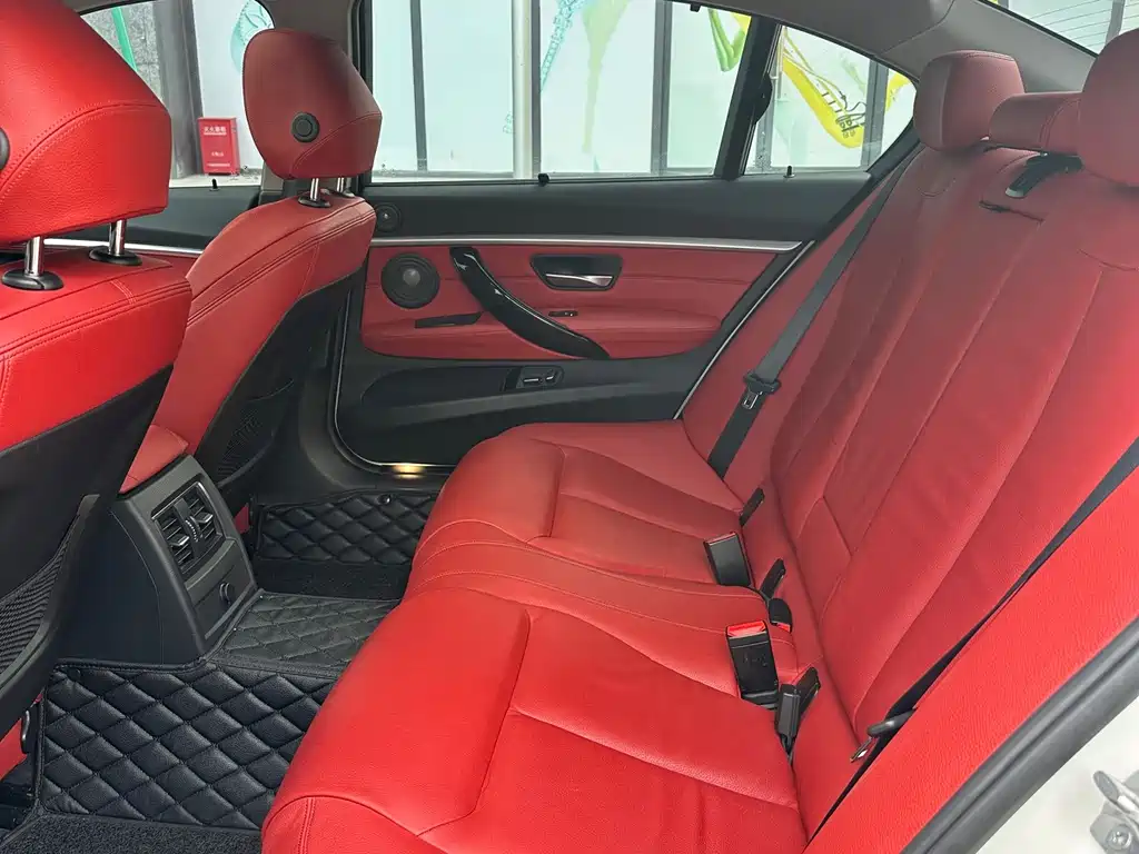 BMW 3 Series — миниатюра 5