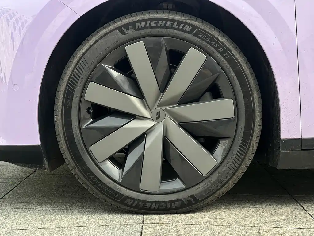 Li Auto Li i8 — миниатюра 8
