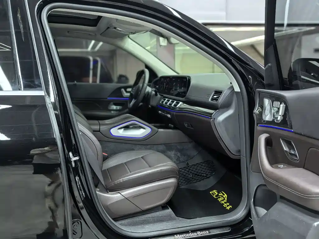 Mercedes-Benz GLE (Import) — миниатюра 12