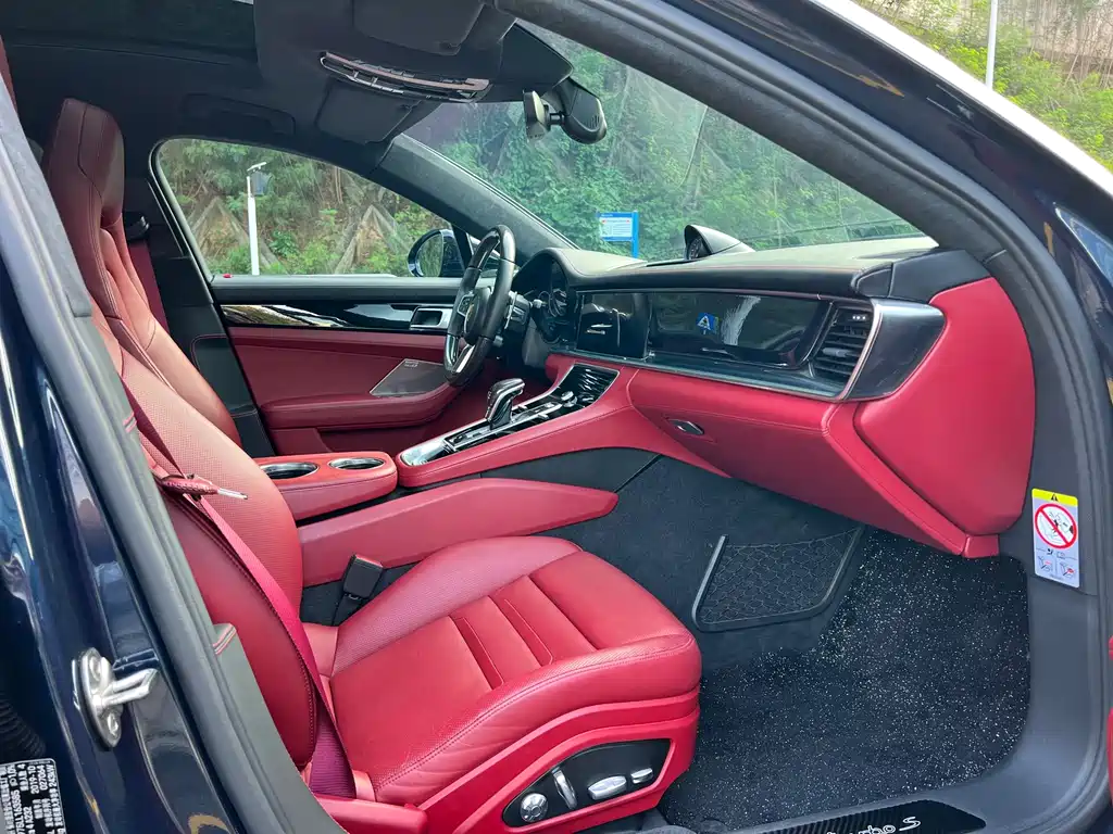 Porsche Panamera — миниатюра 6