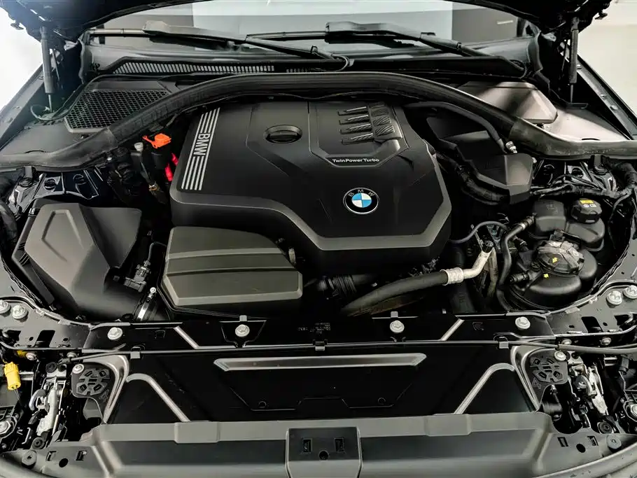 BMW 3 Series — миниатюра 24