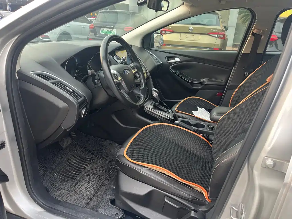 Ford Focus — миниатюра 4