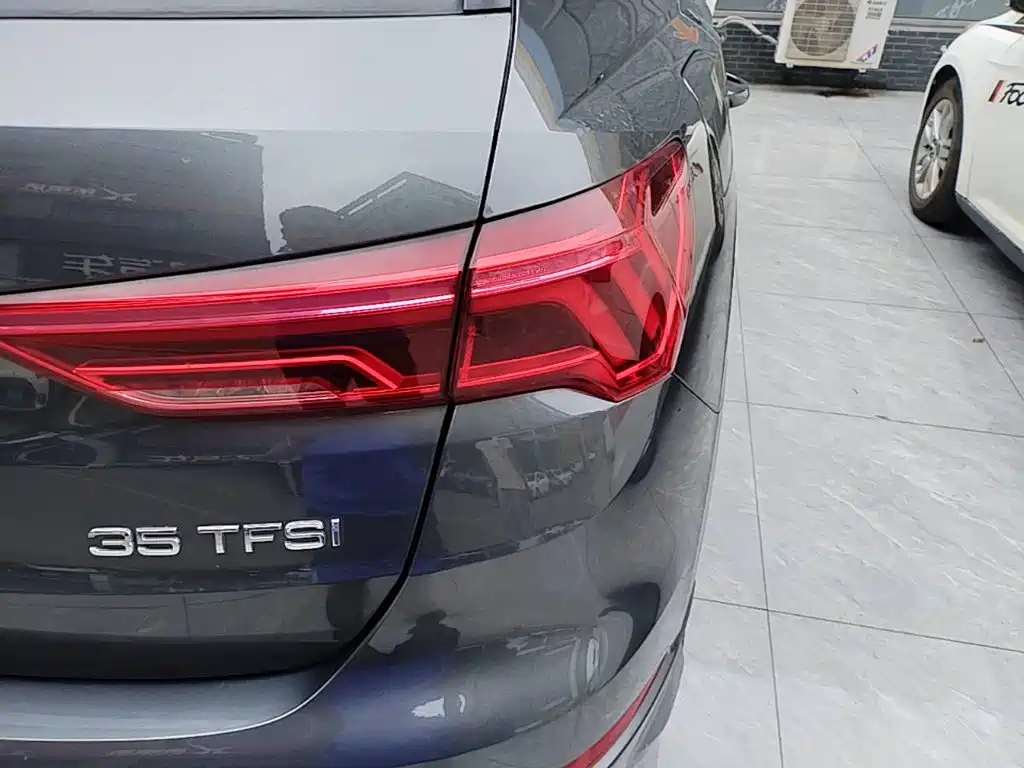 Audi Q3 — миниатюра 8