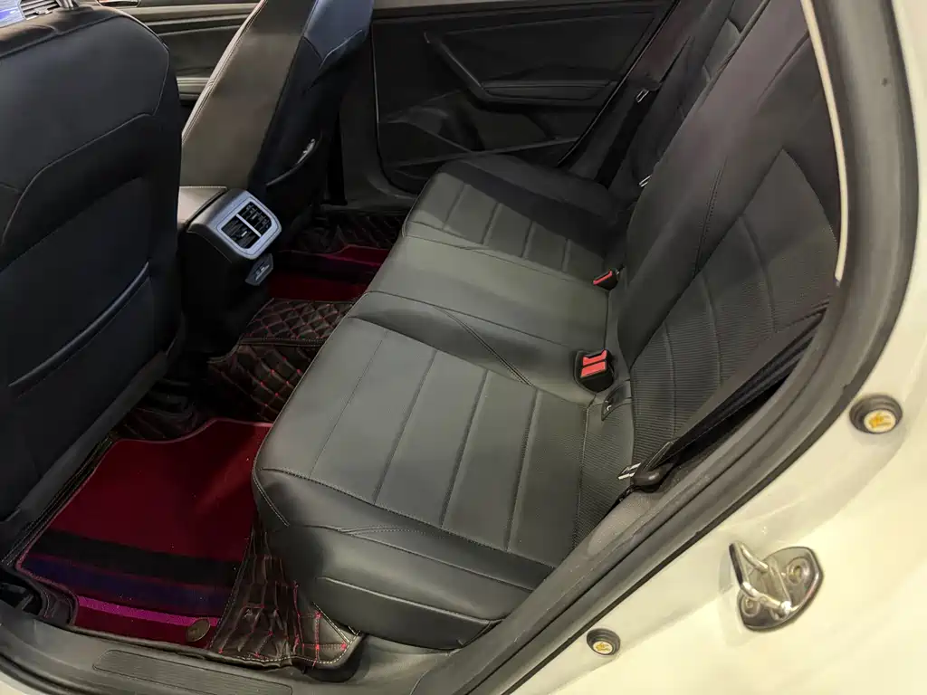 Volkswagen Lavida — миниатюра 14