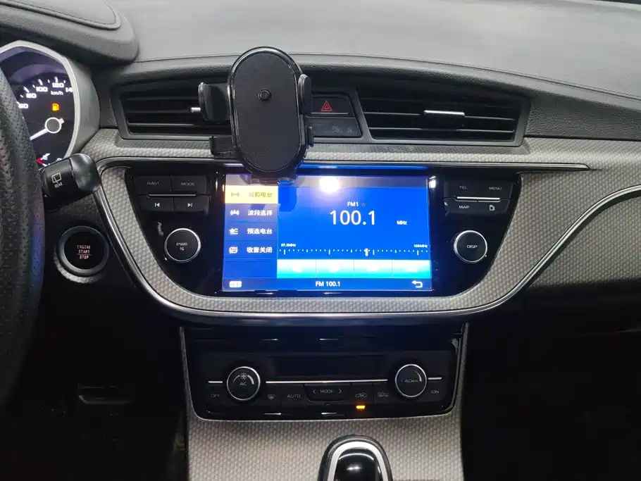 Geely Emgrand GS — миниатюра 13