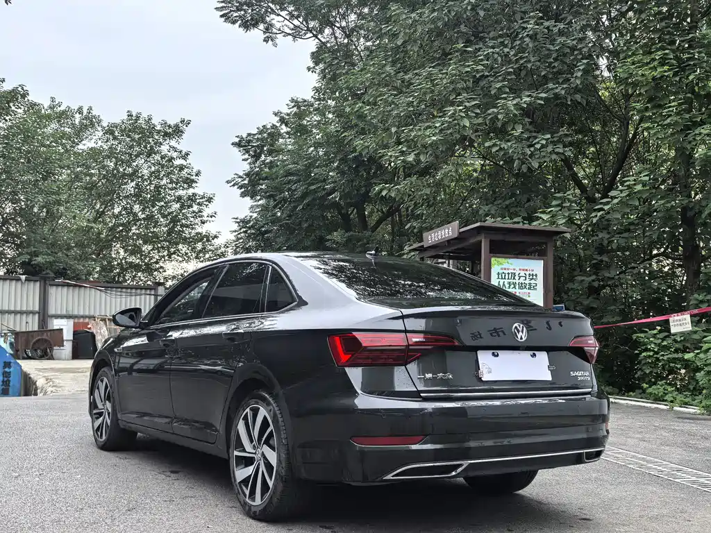 Volkswagen Sagitar — миниатюра 5