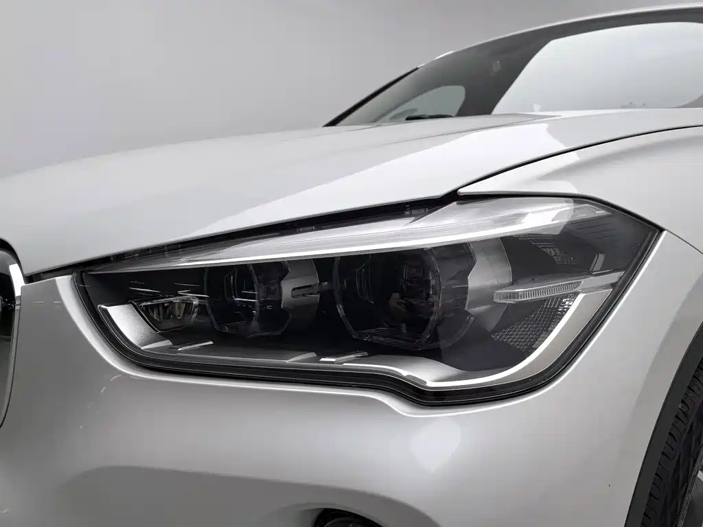 BMW X1 — миниатюра 7