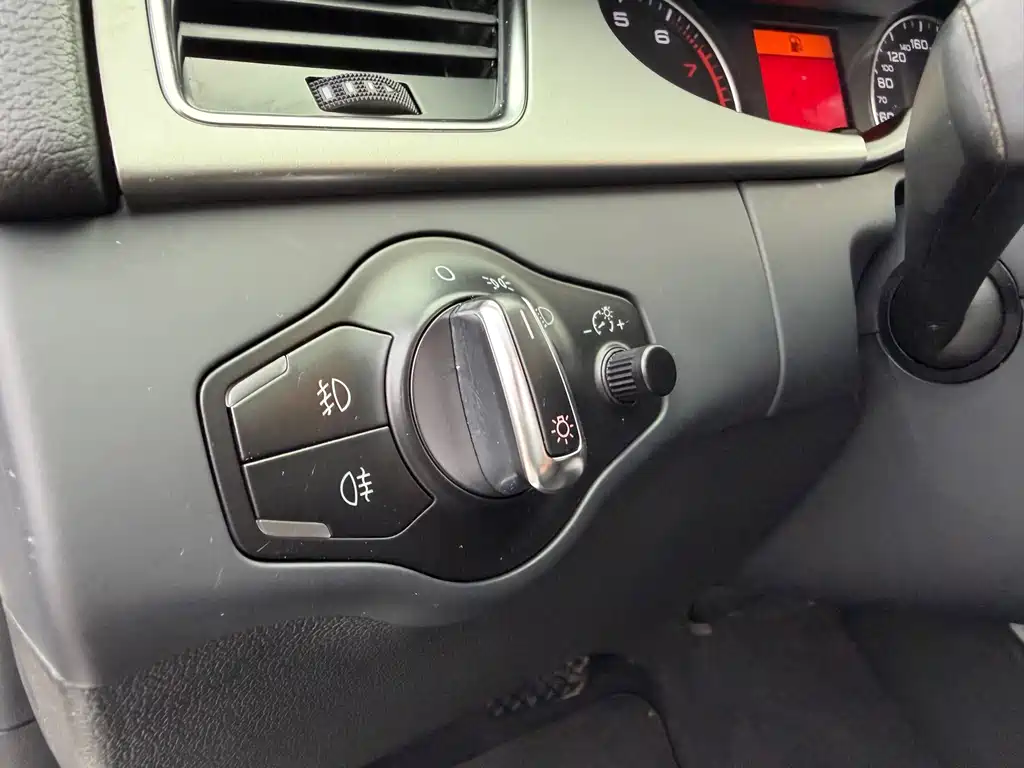 Audi A4L — миниатюра 11