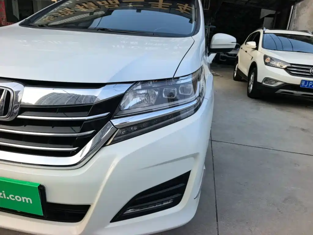 Honda Elysion — миниатюра 24