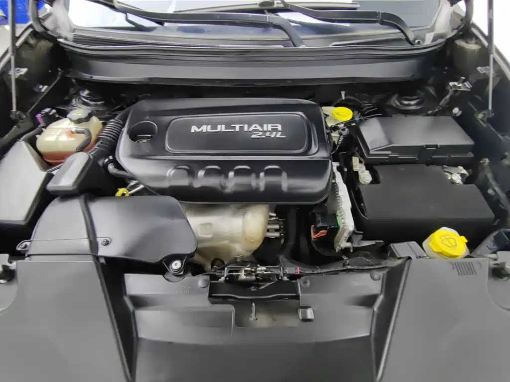 Jeep Cherokee — миниатюра 6