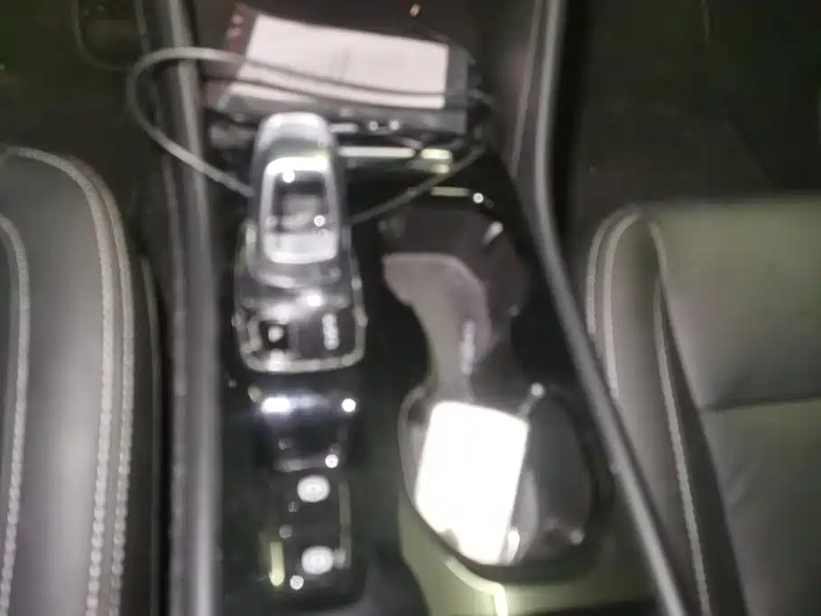 Volvo XC40 — миниатюра 16