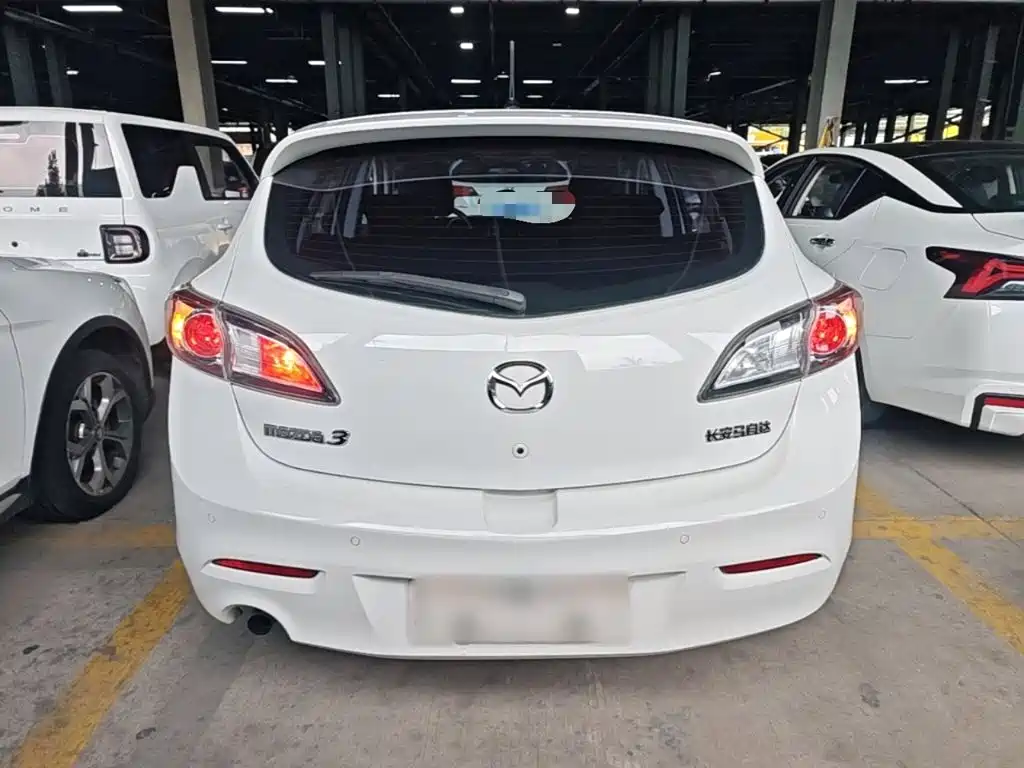Mazda 3 Xingcheng — миниатюра 6