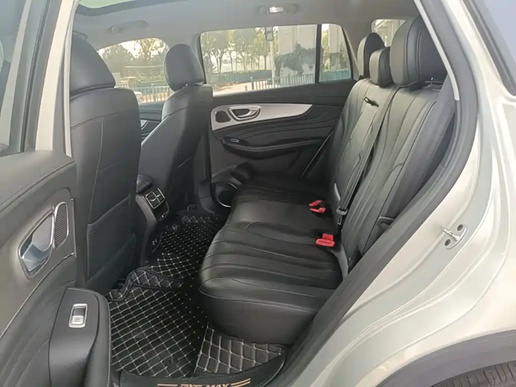 Roewe RX5 MAX — миниатюра 17