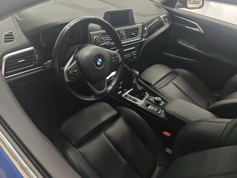 BMW 1 Series — миниатюра 12