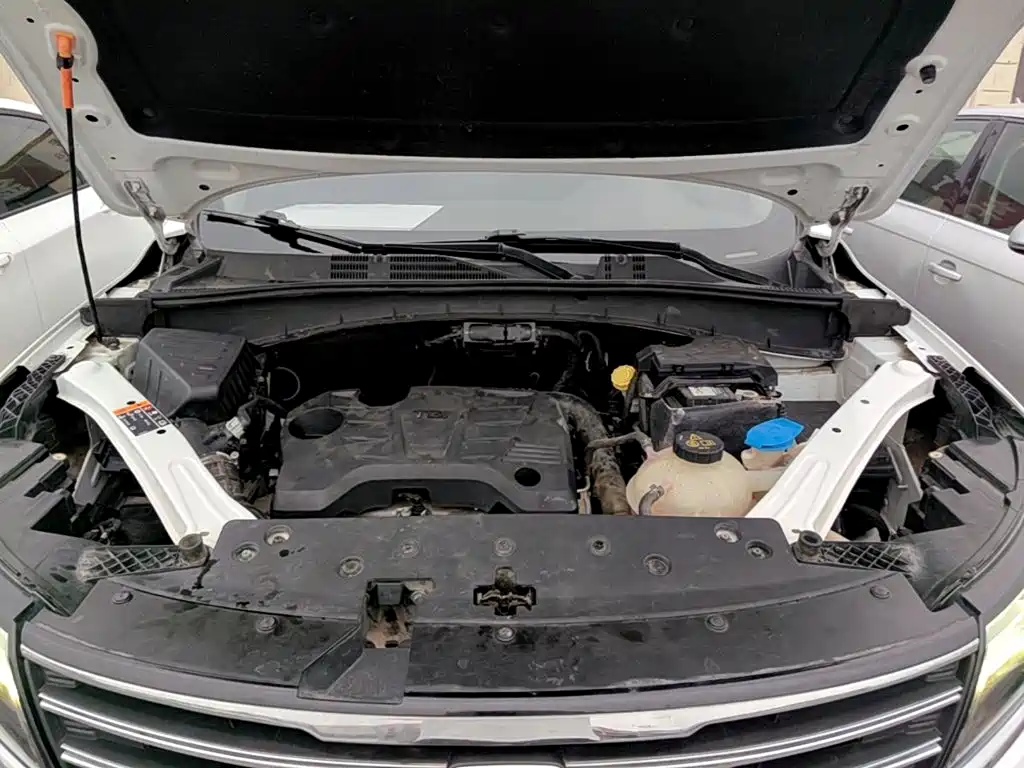 Roewe RX5 — миниатюра 20