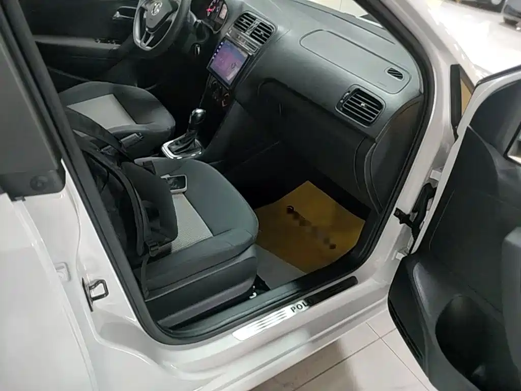Volkswagen Polo — миниатюра 9