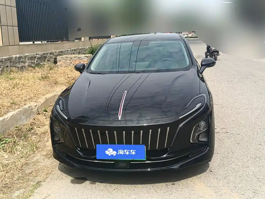 Hongqi Hongqi E-QM5 — миниатюра 2