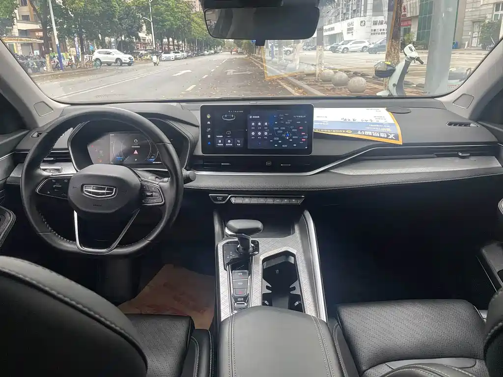 Geely Preface 2023 2.0TD Luxury