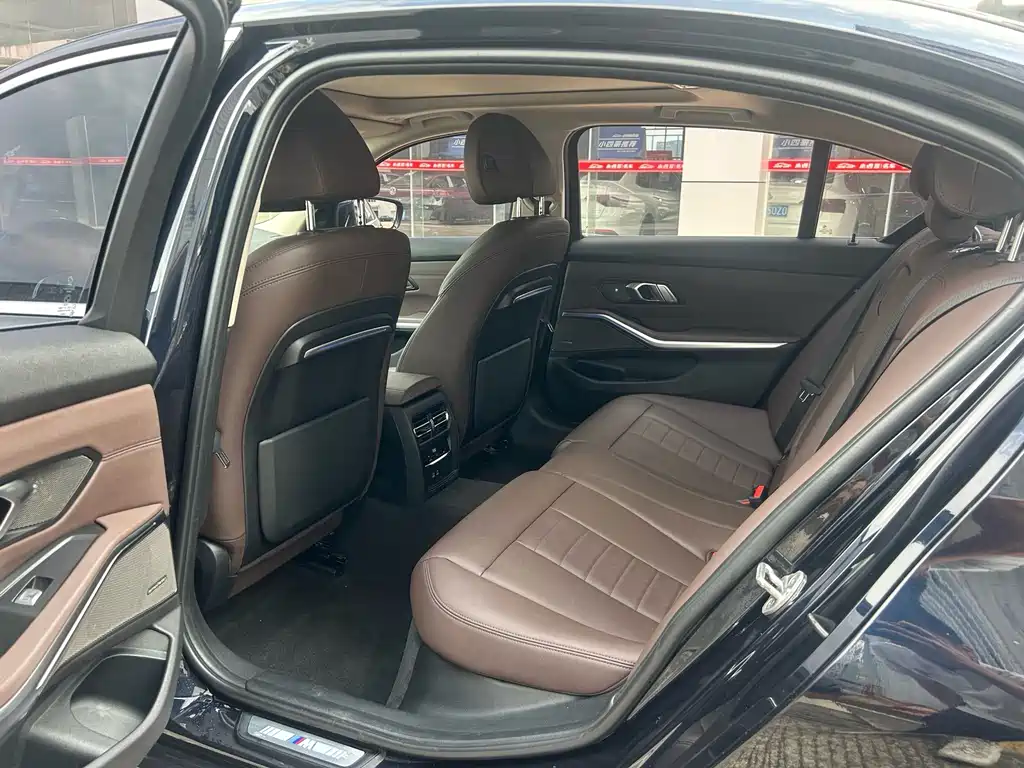 BMW 3 Series — миниатюра 7