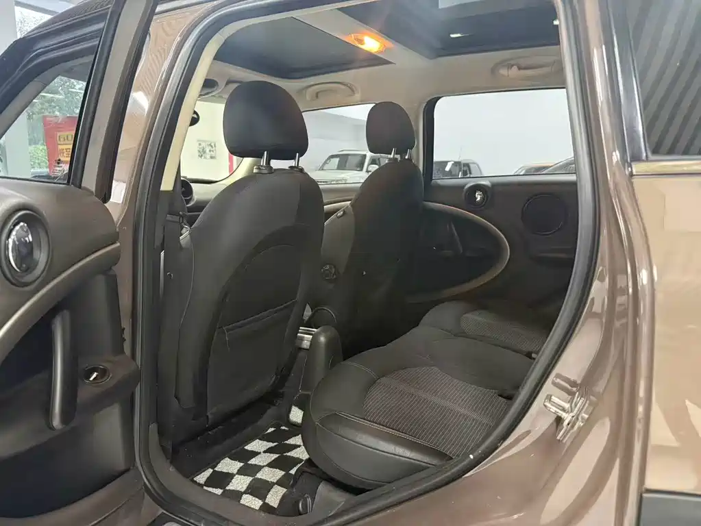 MINI Mini Countryman — миниатюра 6