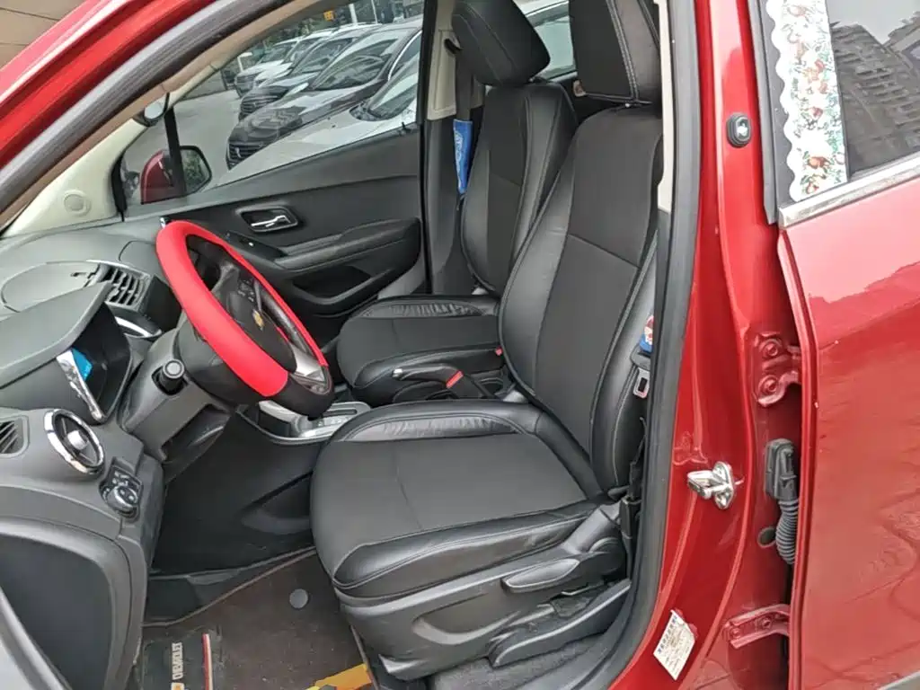 Chevrolet Trax — миниатюра 15