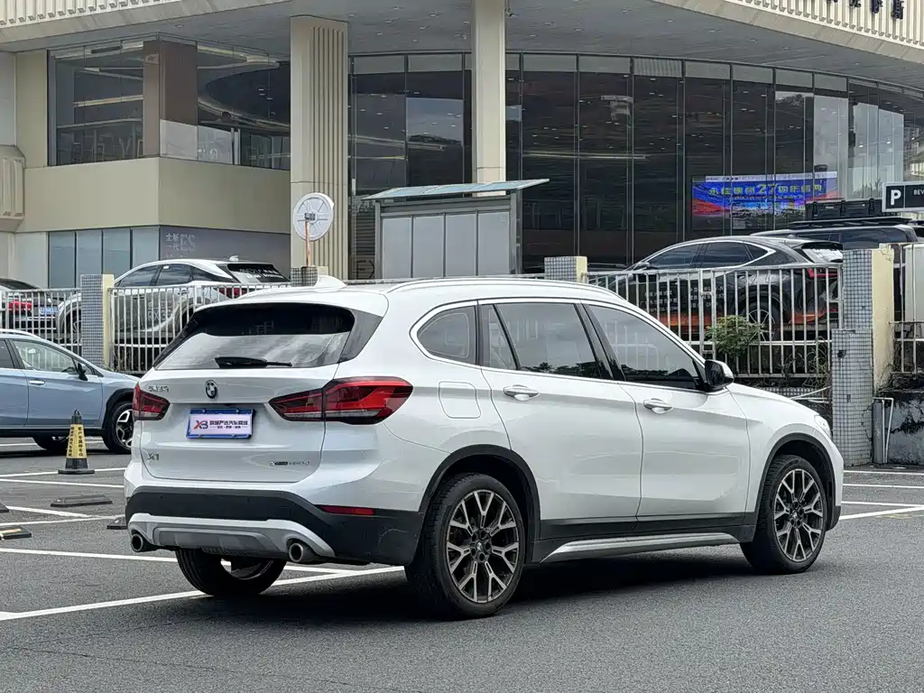 BMW X1 — миниатюра 7