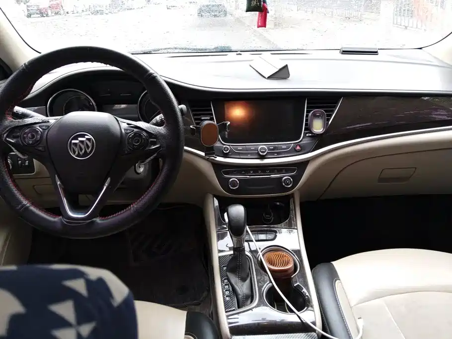 Buick Verano — миниатюра 12