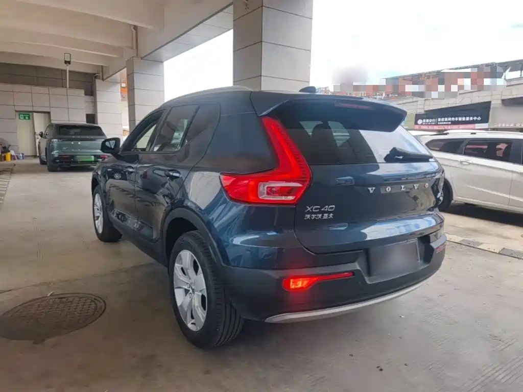 Volvo XC40